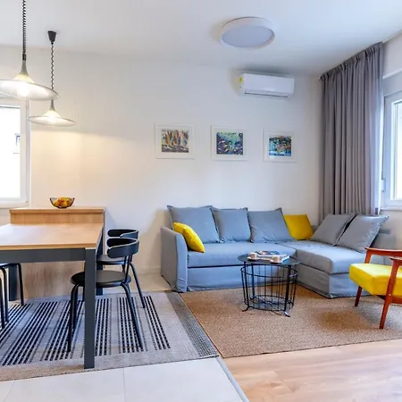 Luxury * Split