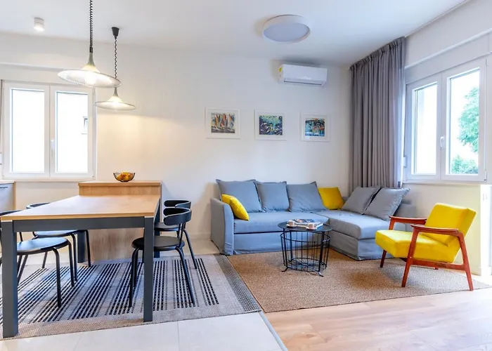 Luxury * Split